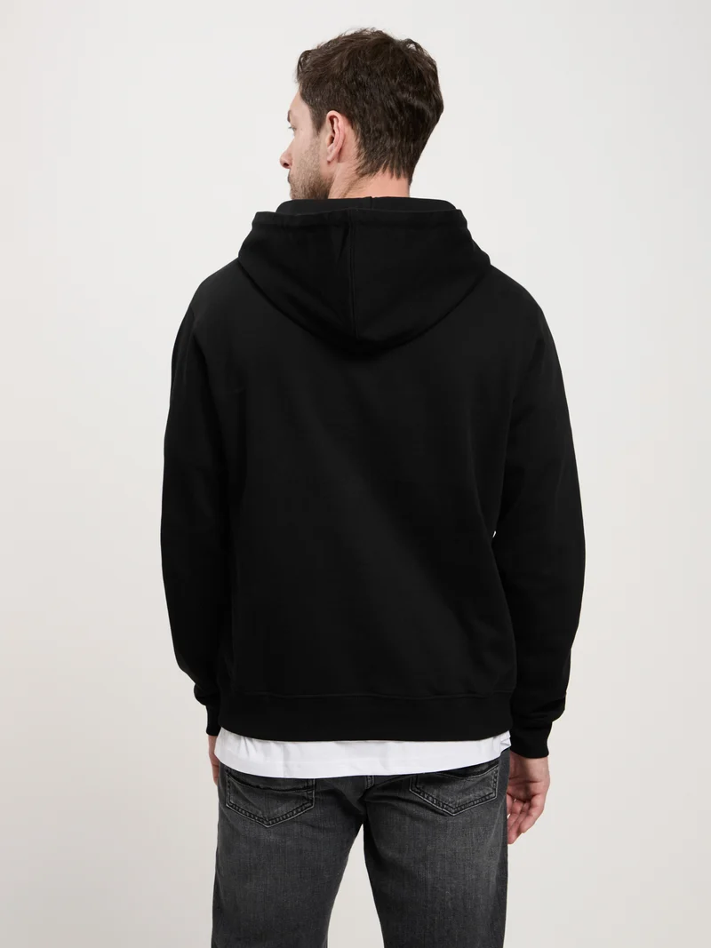 REGULAR FIT HOODIE