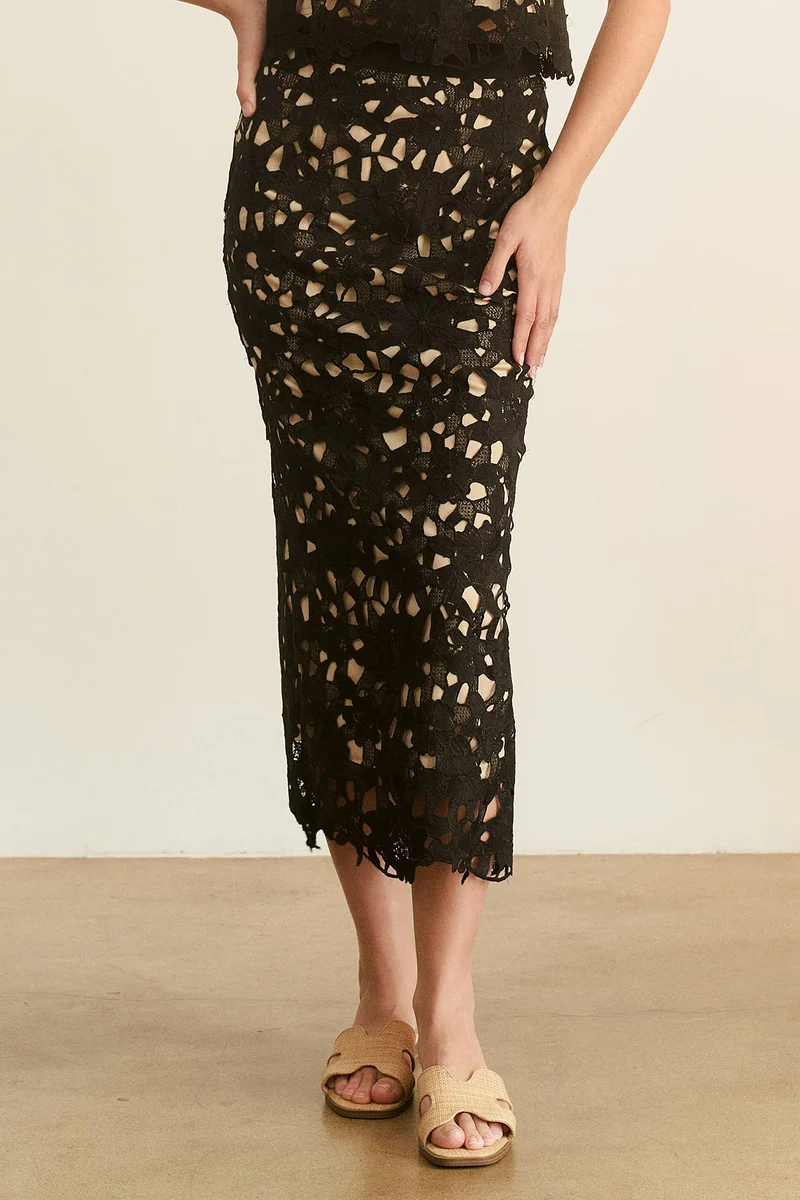 CROCHET CROP SLEEVELESS TOP AND SKIRT SET - HESET0025: Black / L