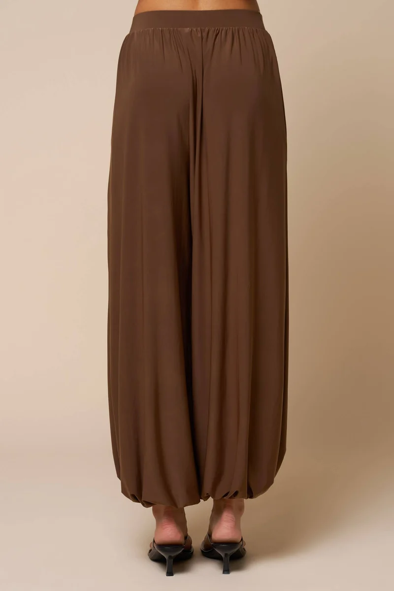 Relax Fit Balloon Pants : Black / L