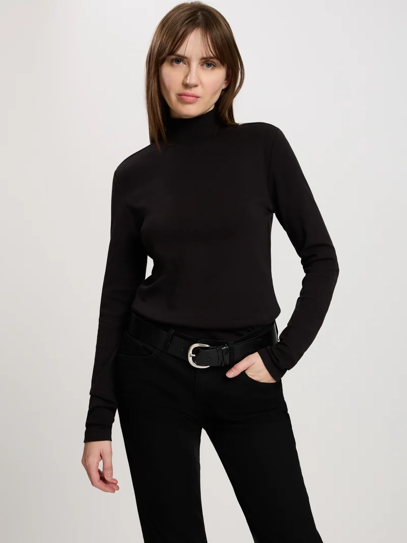 SLIM FIT LONGSLEEVE