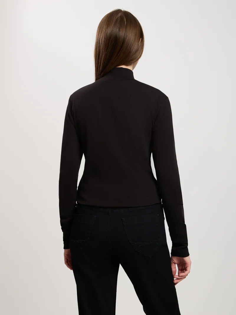 SLIM FIT LONGSLEEVE