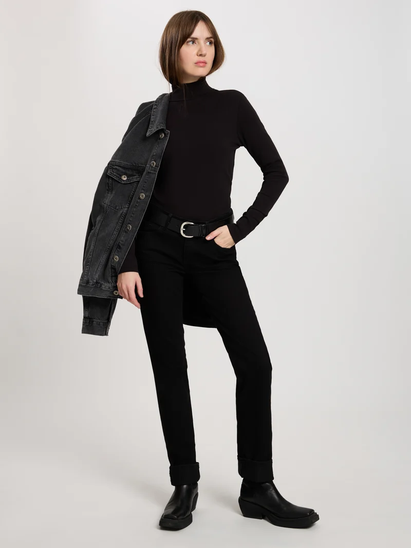 SLIM FIT LONGSLEEVE