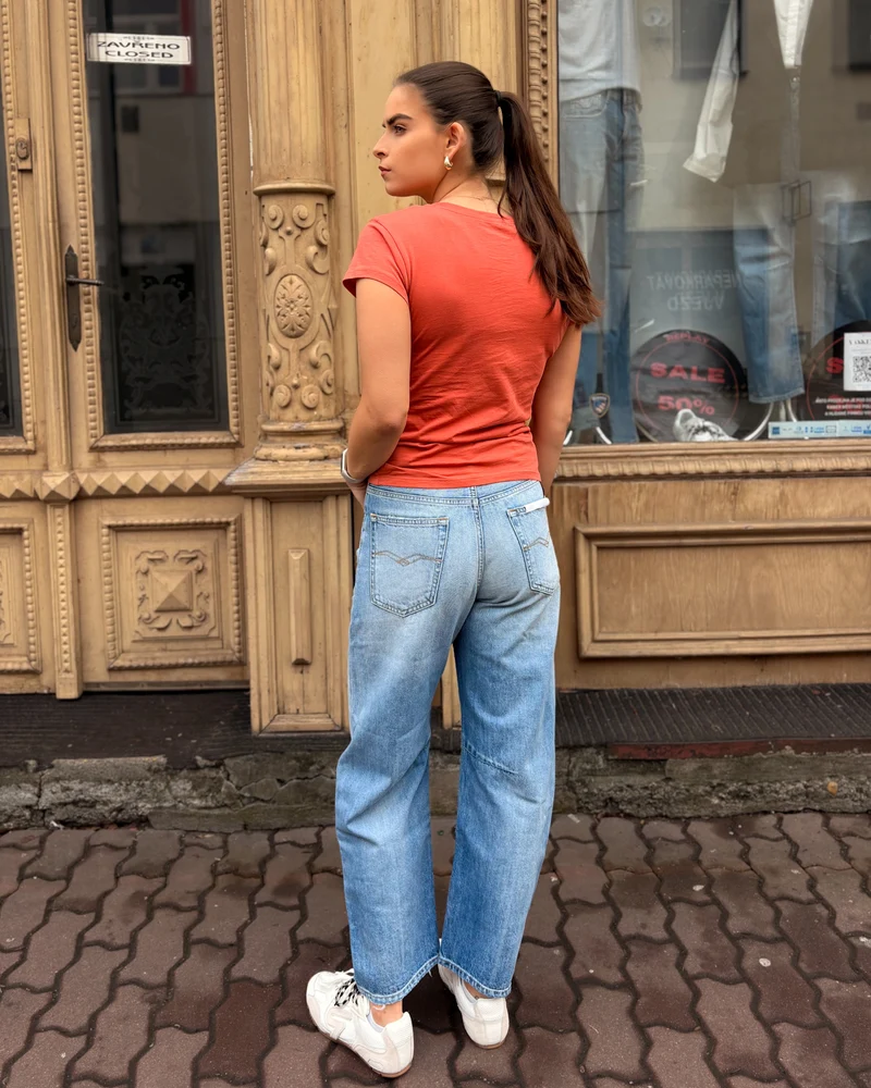 DÁMSKÉ DŽÍNY REPLAY JANIE BARREL FIT
