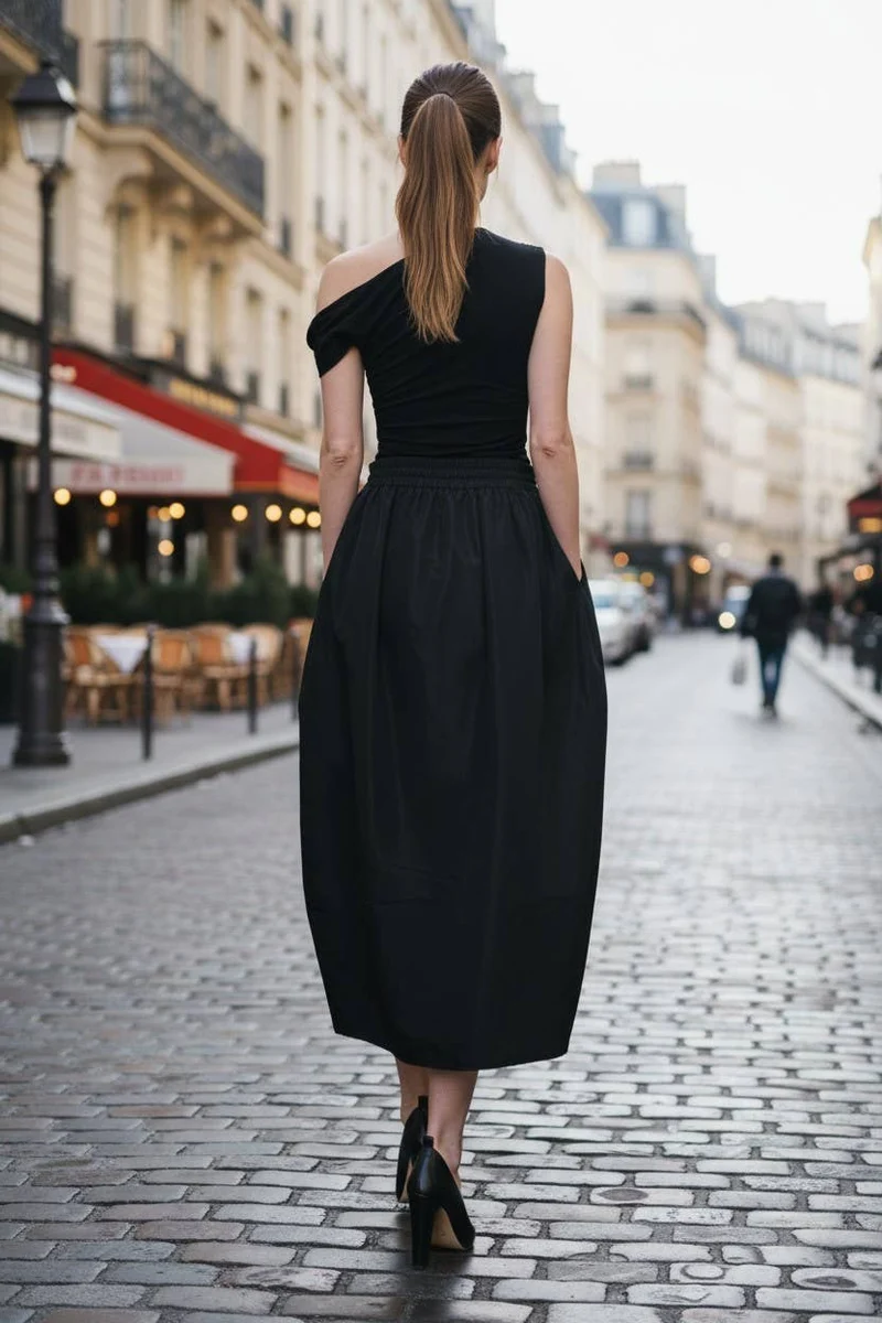 Tulip Midi Skirt: Black