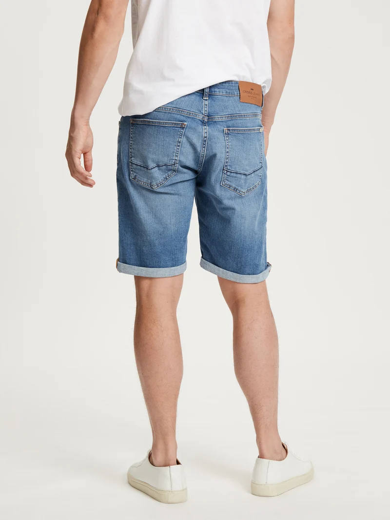 LEOM | HERREN JEANS SHORTS