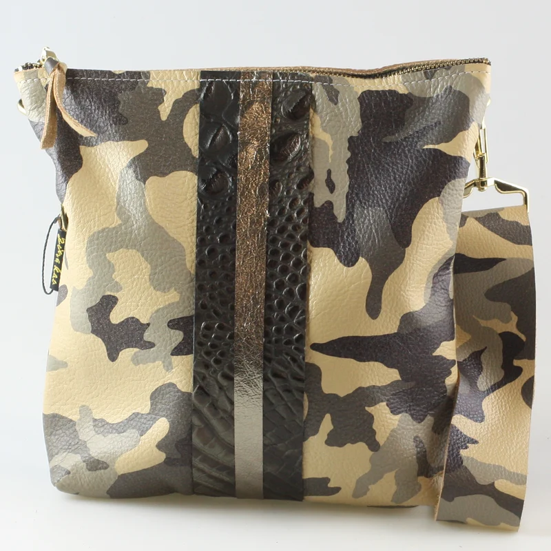 The Stripe Lakeshore - 2 sizes!: Jet w/3stripes: Silver / 9"x9.5" / Matching Leather Strap