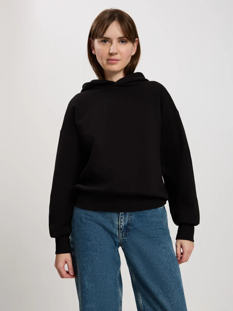REGULAR FIT HOODIE