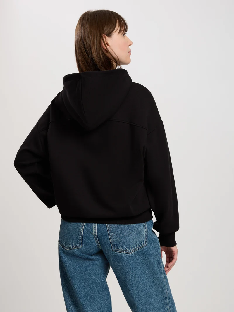 REGULAR FIT HOODIE
