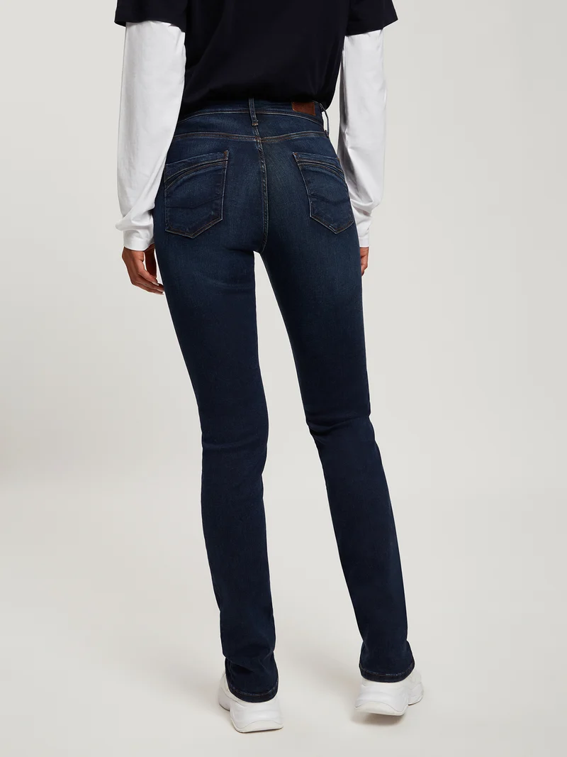 ANYA | SLIM FIT JEANS