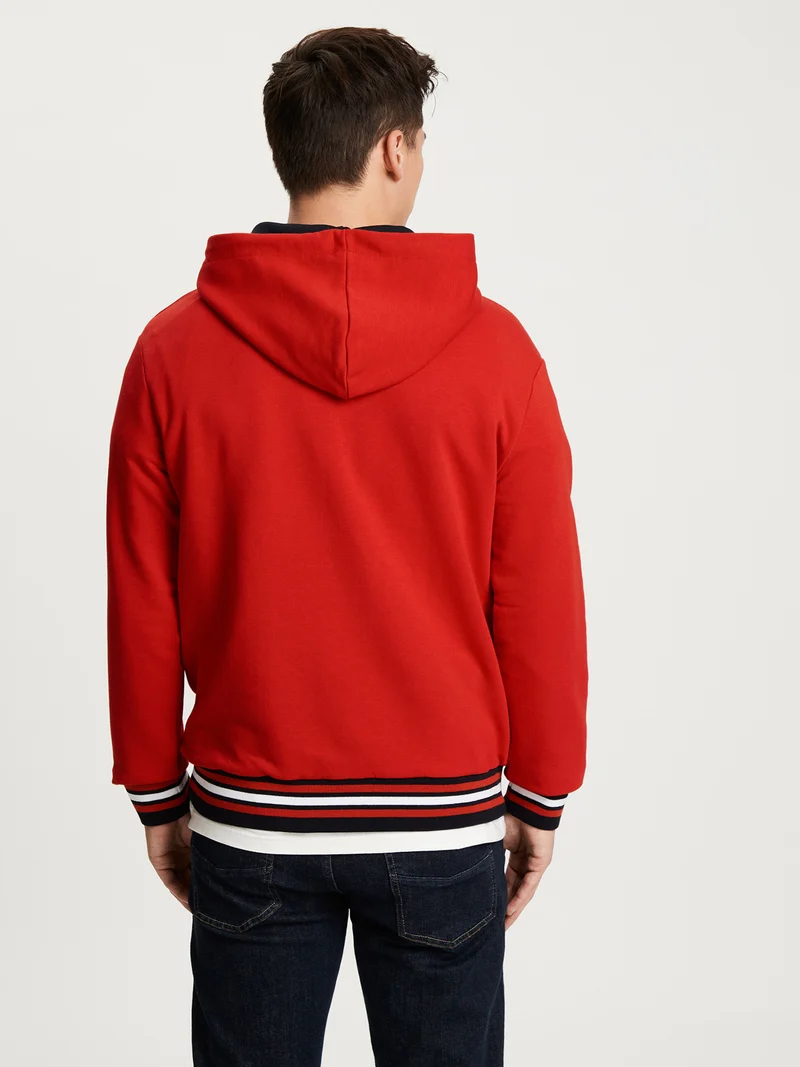 REGULAR FIT HOODIE