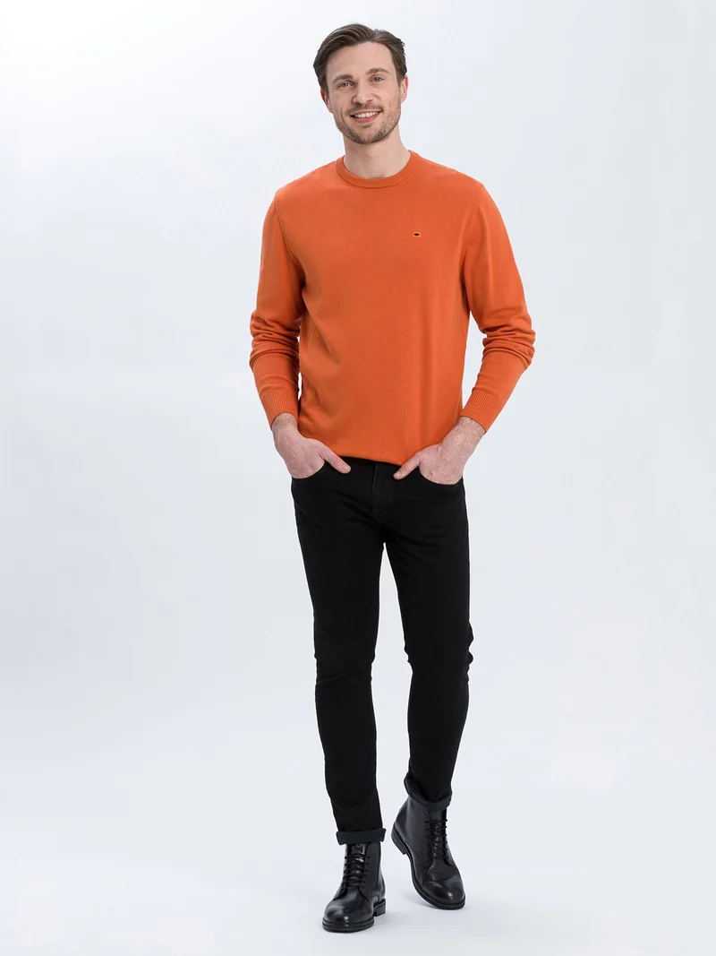 REGULAR FIT KNITTED PULLOVER