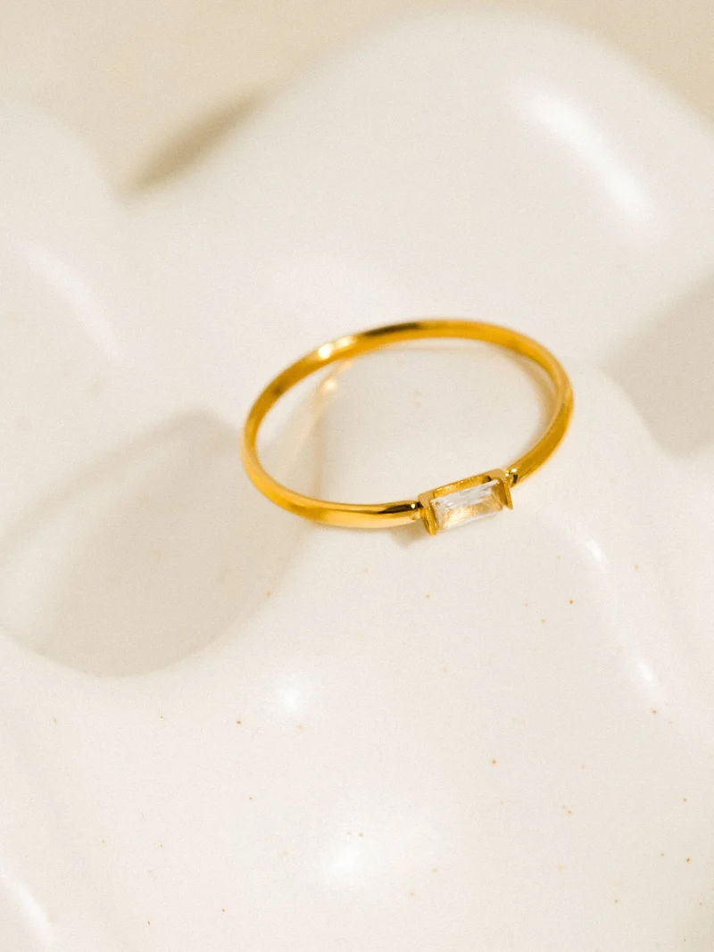 Côme 18K Gold Non-Tarnish Minimalist Thin CZ Band: Yellow Gold / 7