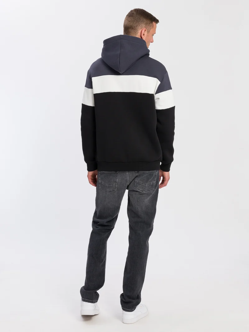 REGULAR FIT HOODIE