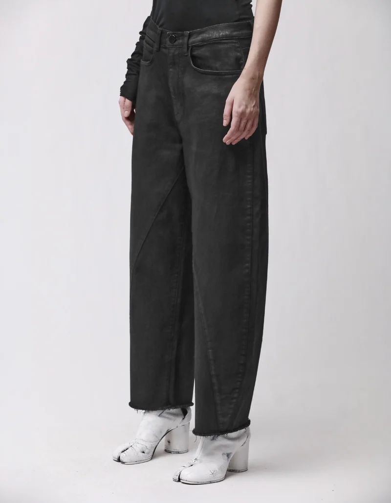 Coated Barrel-Leg Jeans