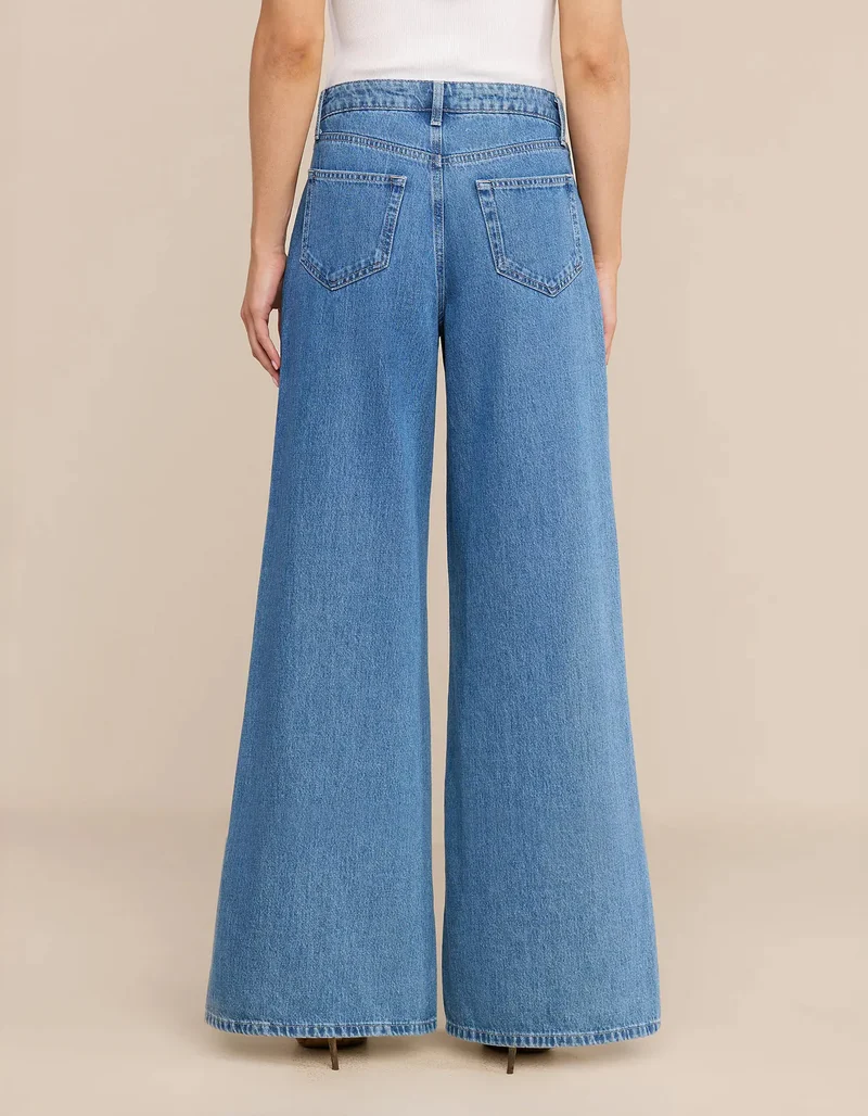 Wide-Leg Jeans Delcan