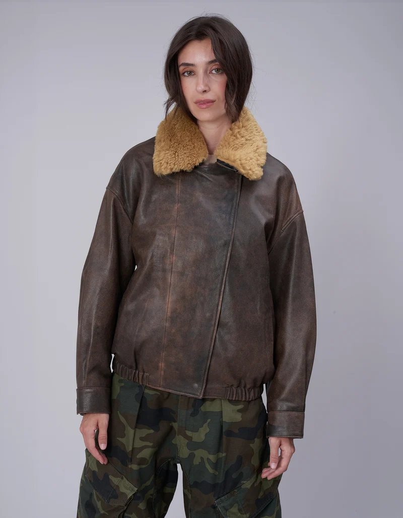 Lammleder-Bomberjacke mit abnehmbarem Shearling-Kragen
