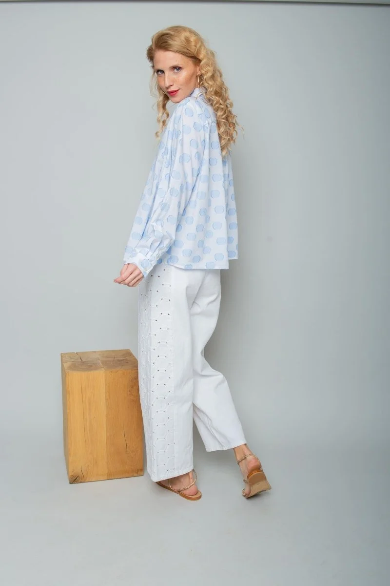 Emily Van Den Bergh Damenbluse in der Farbe white bleu dot