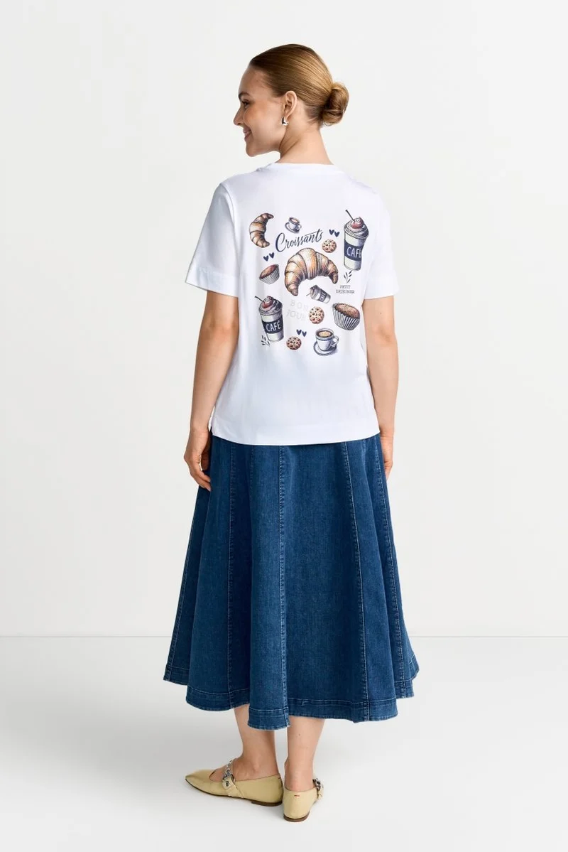 Rich & Royal Queens Easy Fit T-Shirt Breakfast in der Farbe white