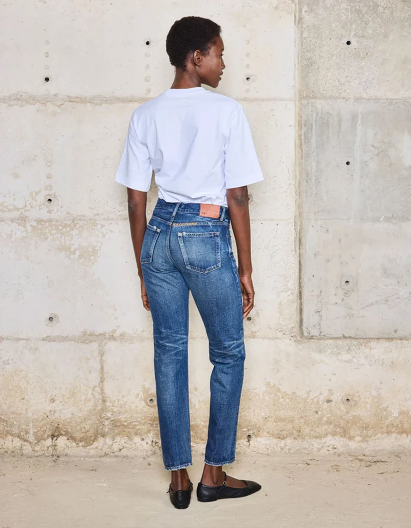 Washed-Out Tapered Jeans Sapporo