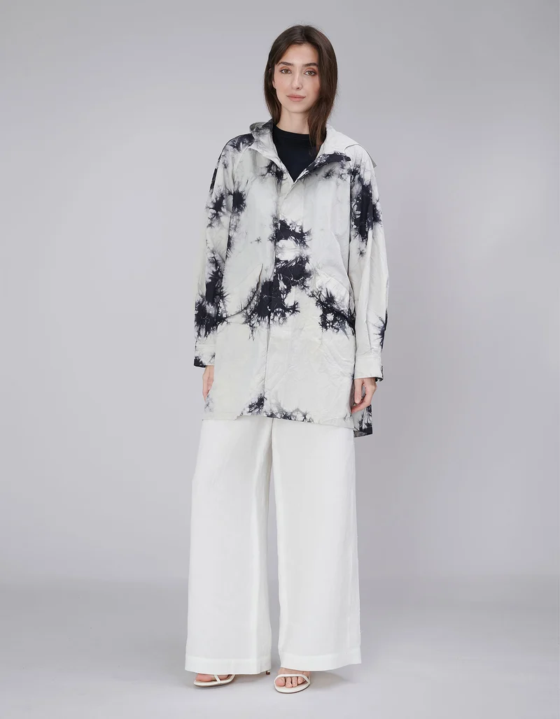 Oversize Nylon-Mantel mit Kapuze