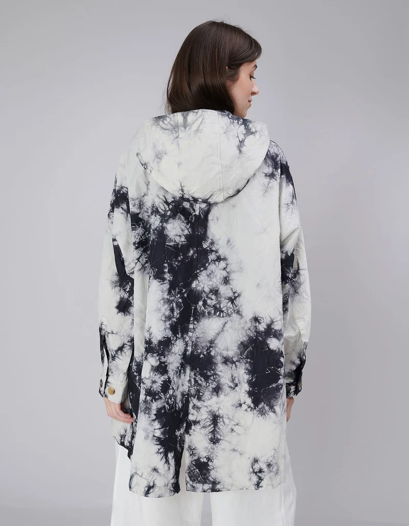 Oversize Nylon-Mantel mit Kapuze