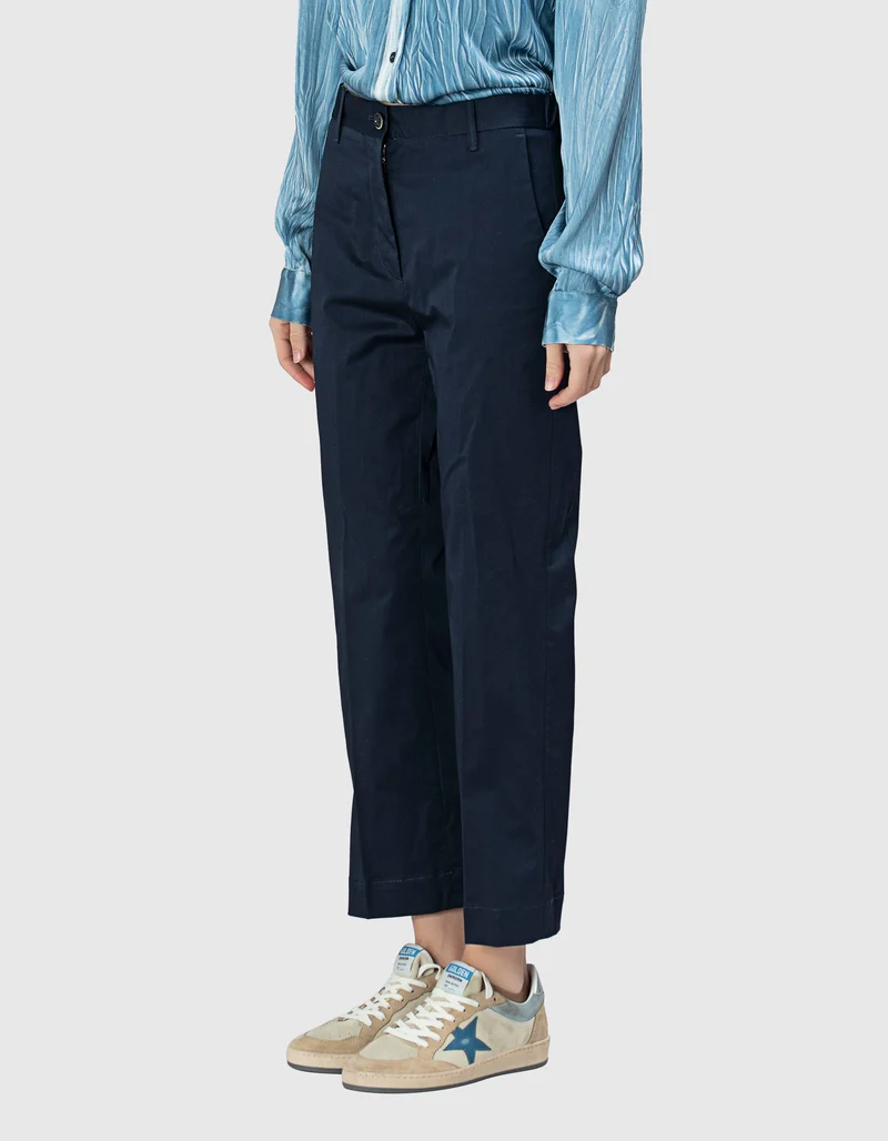 Bootcup Crop Chino Magda