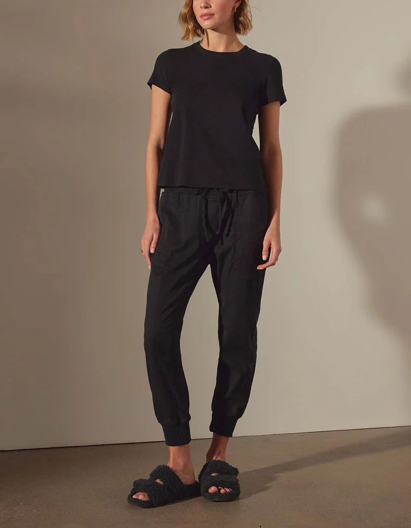 Cropped Hose Mixed Media mit elastischem Bund