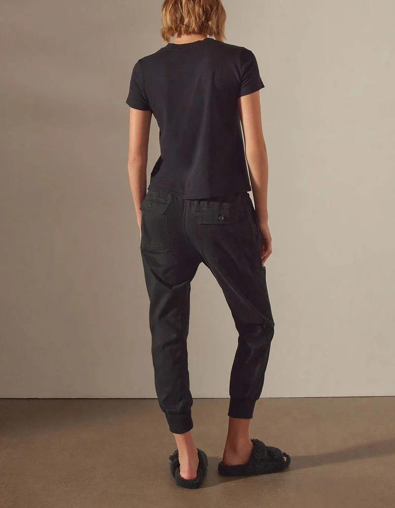 Cropped Hose Mixed Media mit elastischem Bund