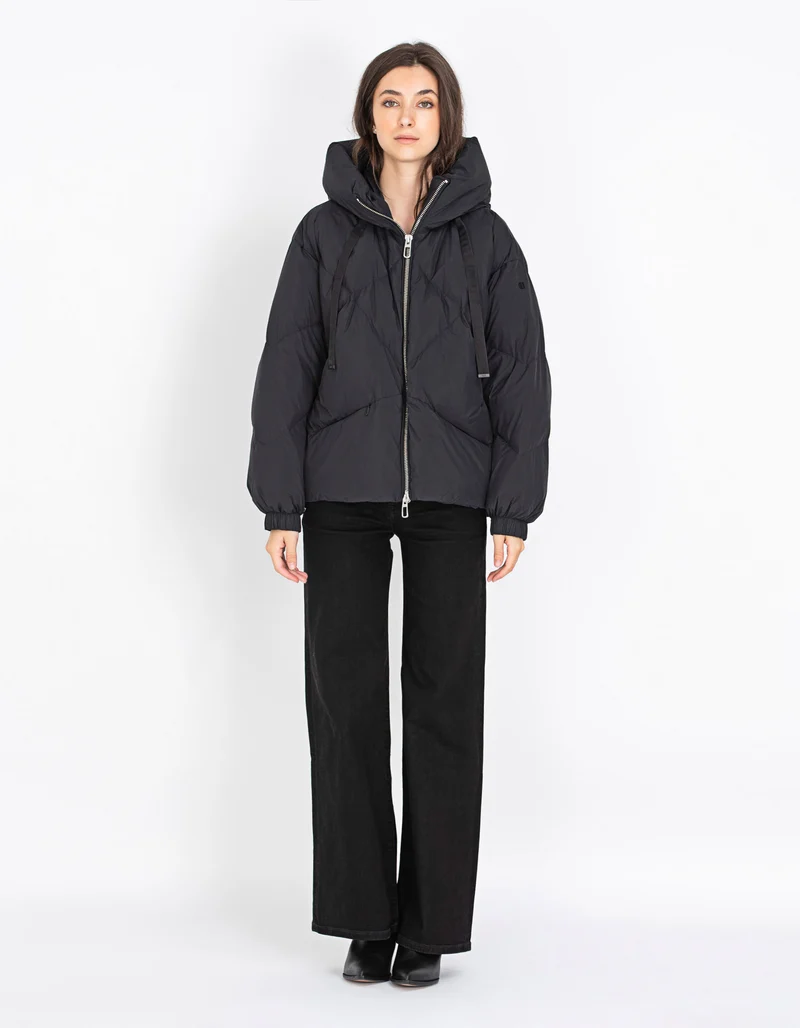Oversize-Daunen Jacke mit Kapuze