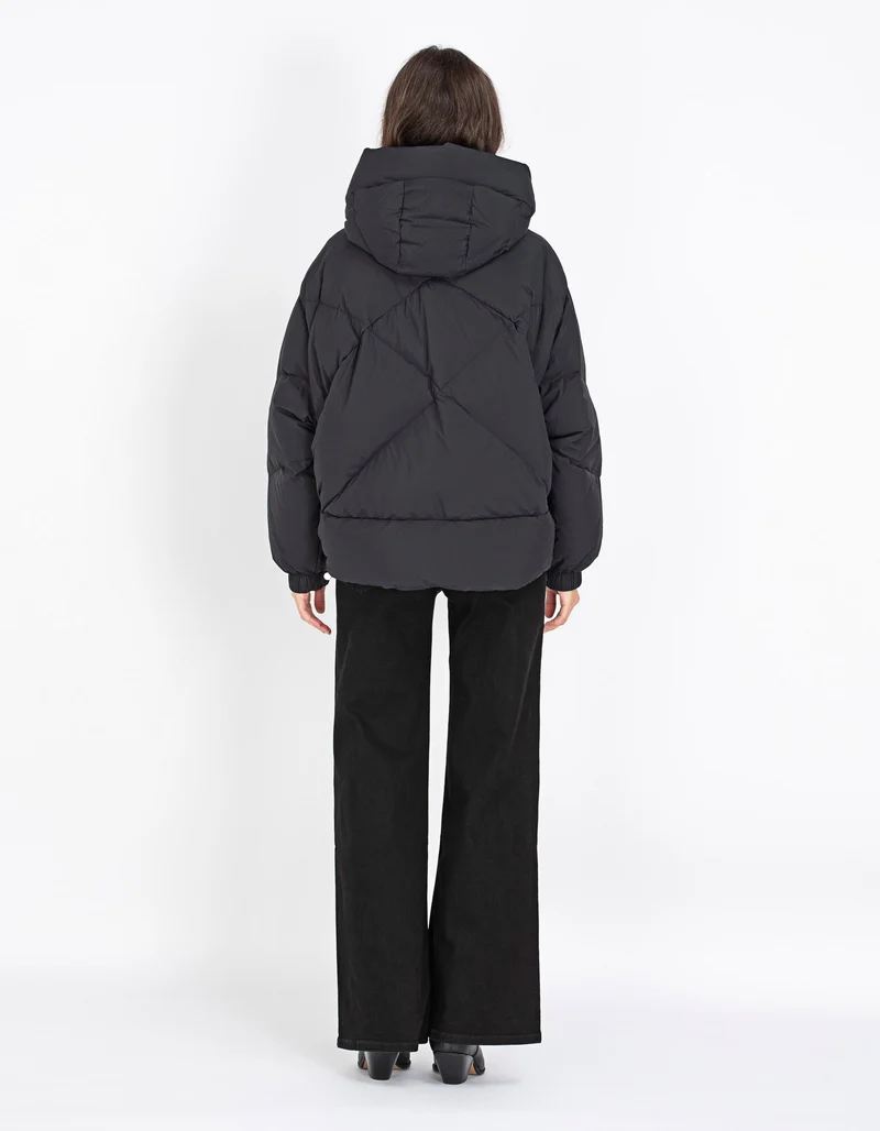 Oversize-Daunen Jacke mit Kapuze