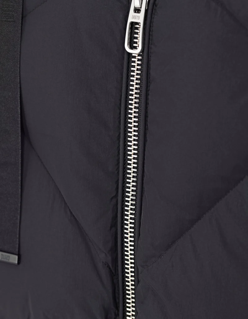 Oversize-Daunen Jacke mit Kapuze