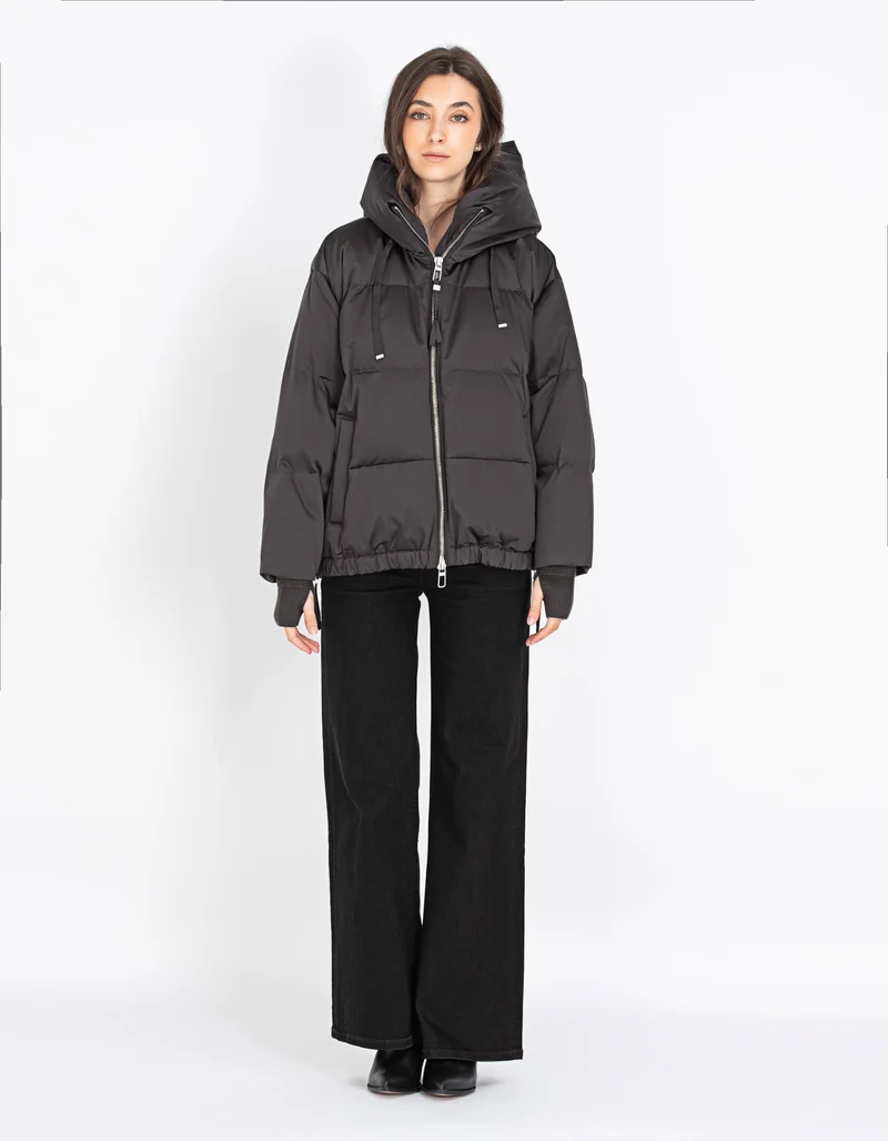 Oversize Daunenjacke Heka mit Kapuze