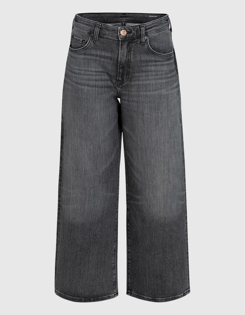 Volume Crop Jeans