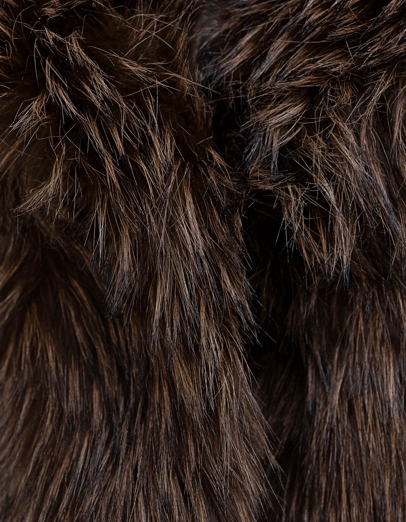 Oversize Faux-Fur Jacke Yara