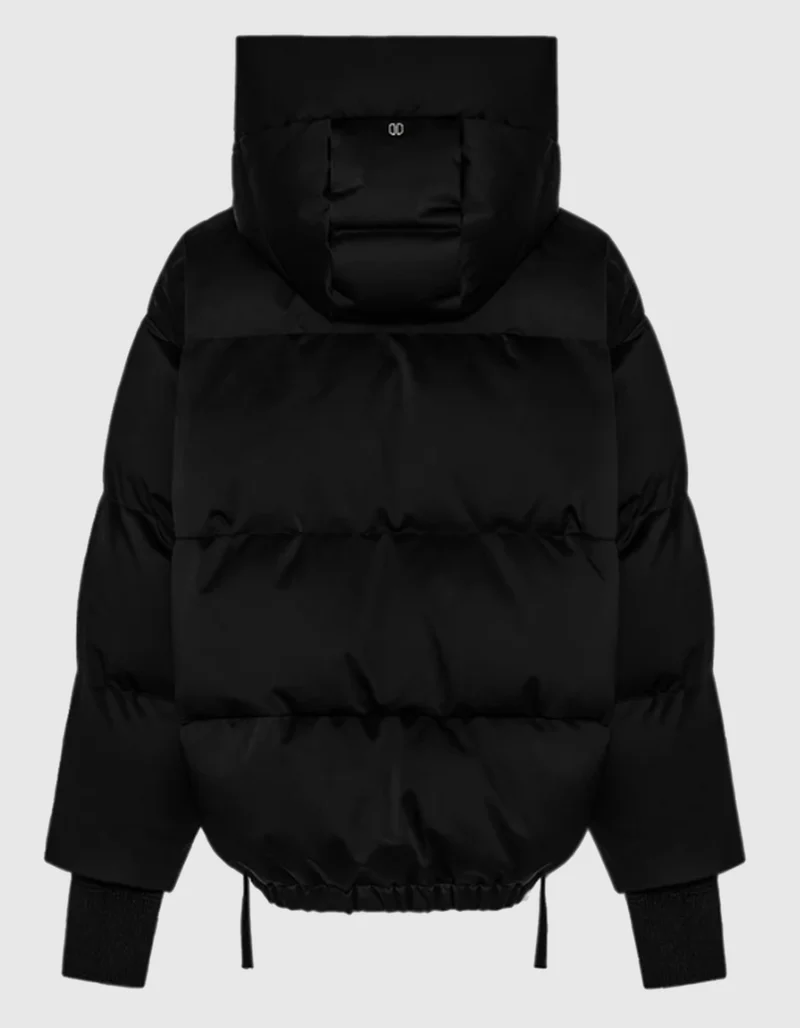 Oversized Daunenjacke mit Kapuze