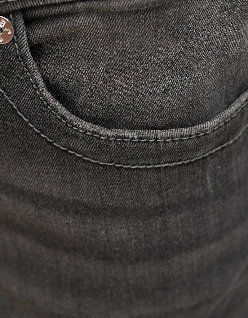 Mid-Rise Bootcut Jeans Becca
