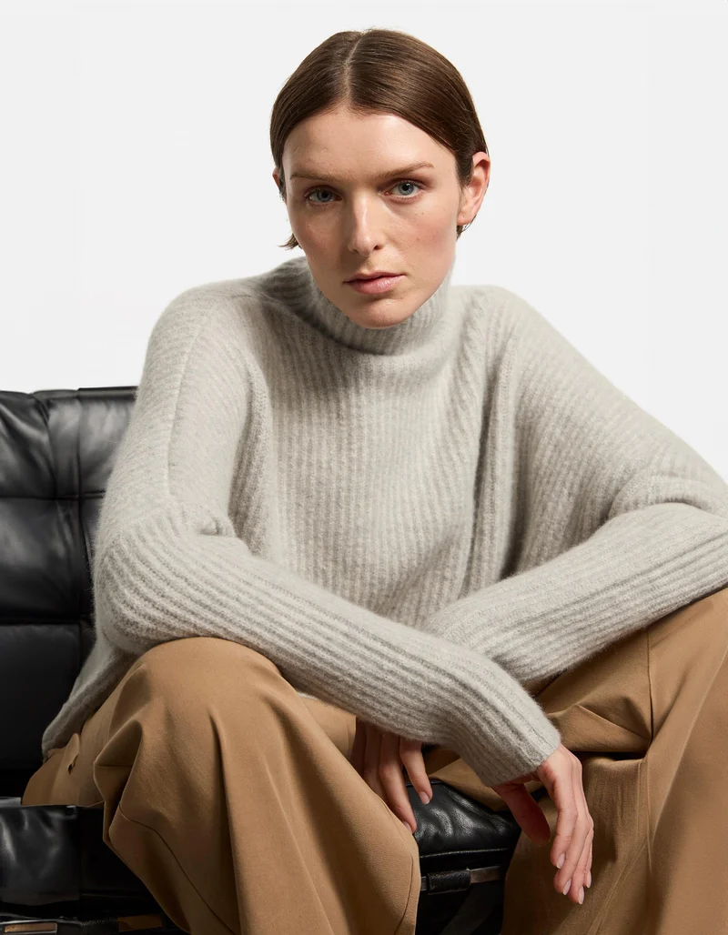 Gerippter Kaschmir-Mix Pullover Akantha mit Stehkragen