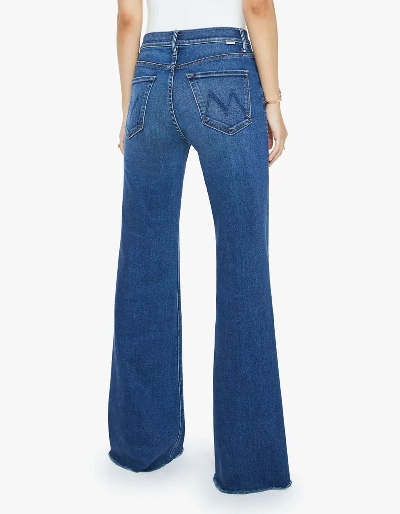 High-Rise Flare-Leg Jeans Lil Doozy Fray in PETITE-Größe