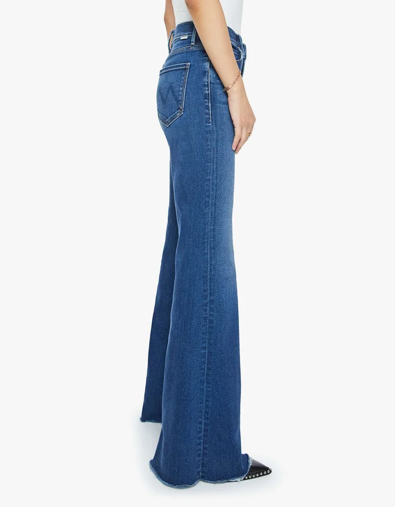 High-Rise Flare-Leg Jeans Lil Doozy Fray in PETITE-Größe