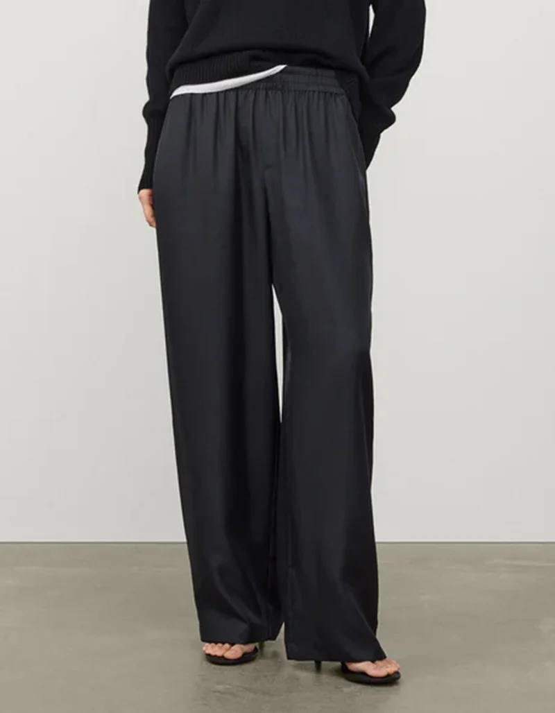 Wide-Leg Seiden-Hose