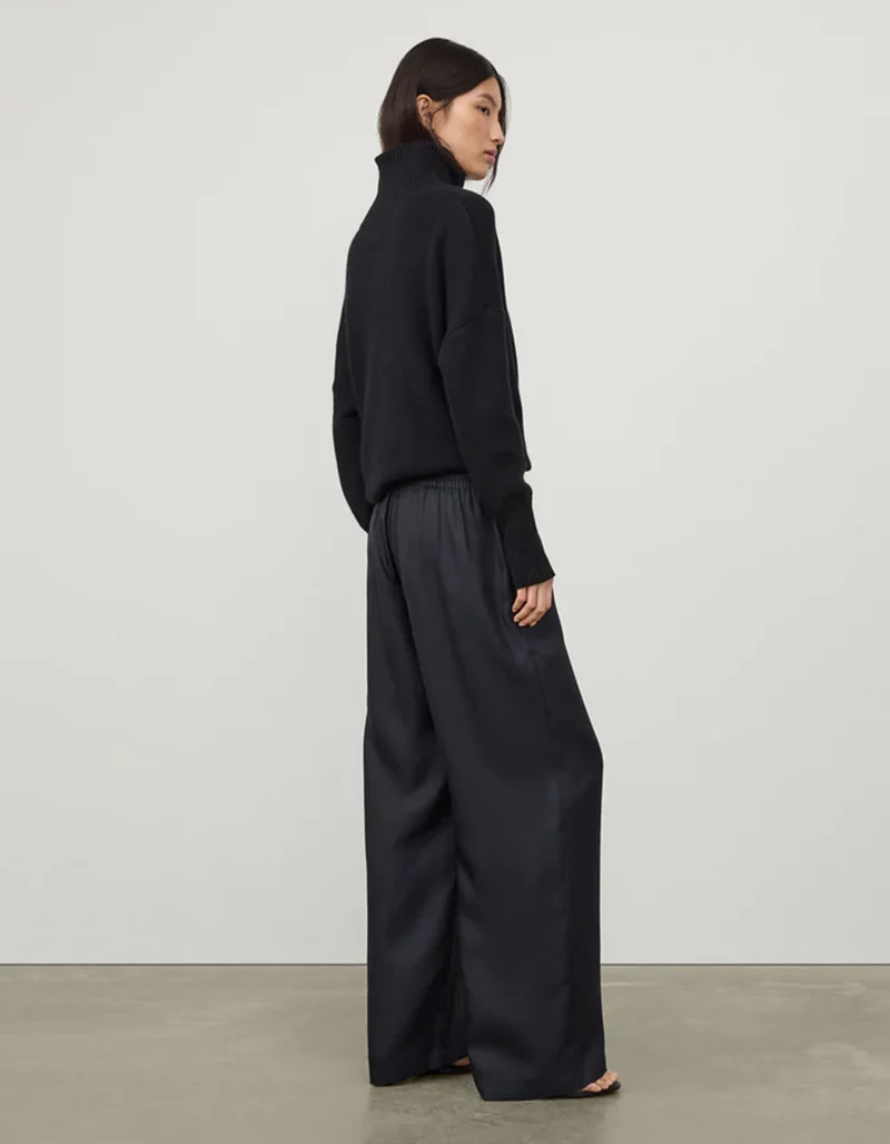 Wide-Leg Seiden-Hose
