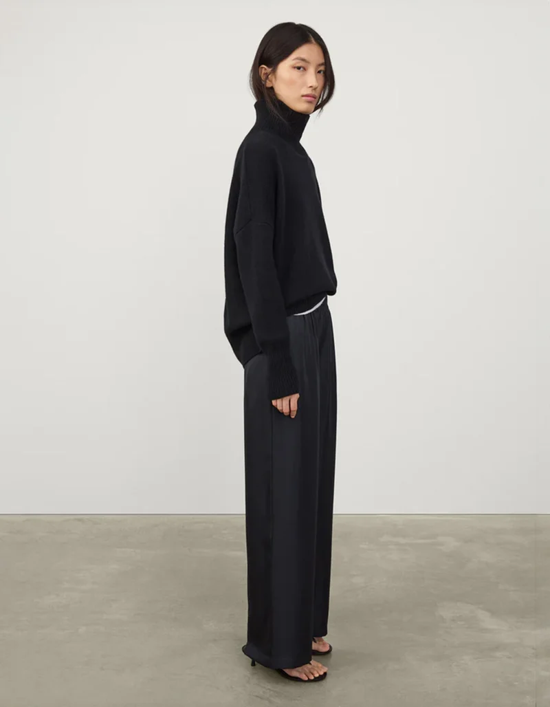 Wide-Leg Seiden-Hose