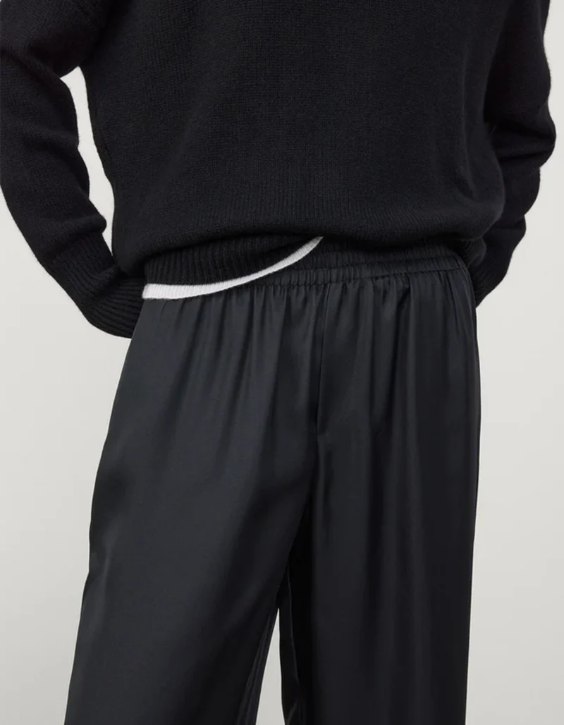 Wide-Leg Seiden-Hose
