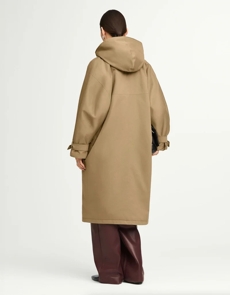 Oversize Mantel Liv mit Kapuze