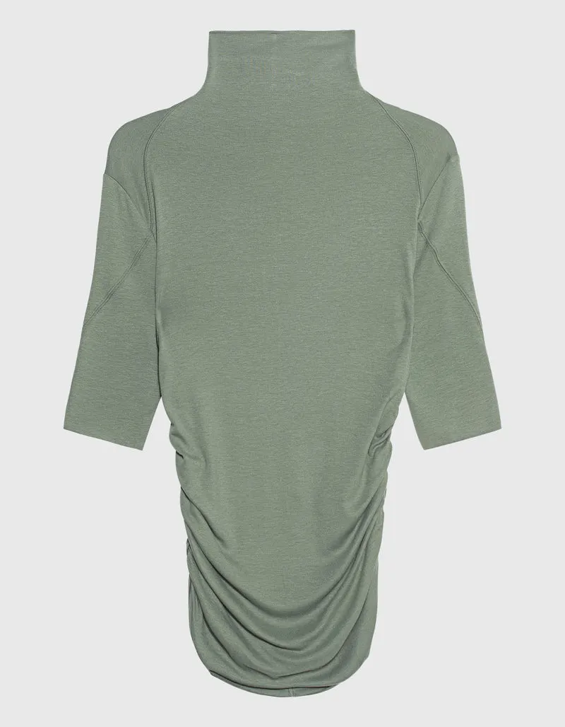 Slim-Fit Shirt mit Raffungen