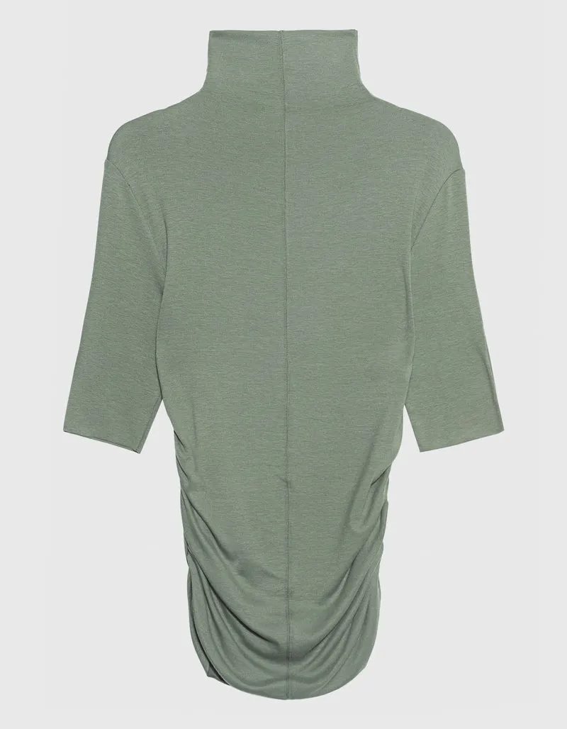 Slim-Fit Shirt mit Raffungen