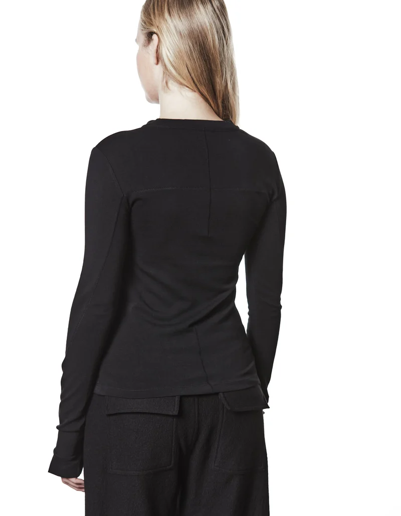 Longsleeve mit besticktem Wording und Faden-Detail