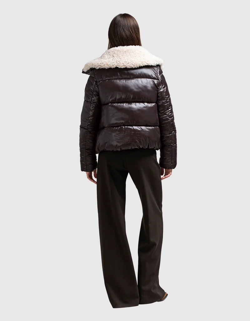Steppjacke mit Kunstfellkragen