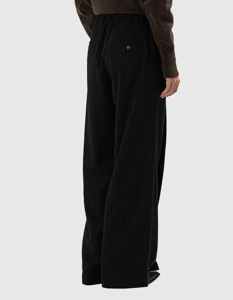 Woll-Mix Wide-Leg Bundfaltenhose Pinstripe