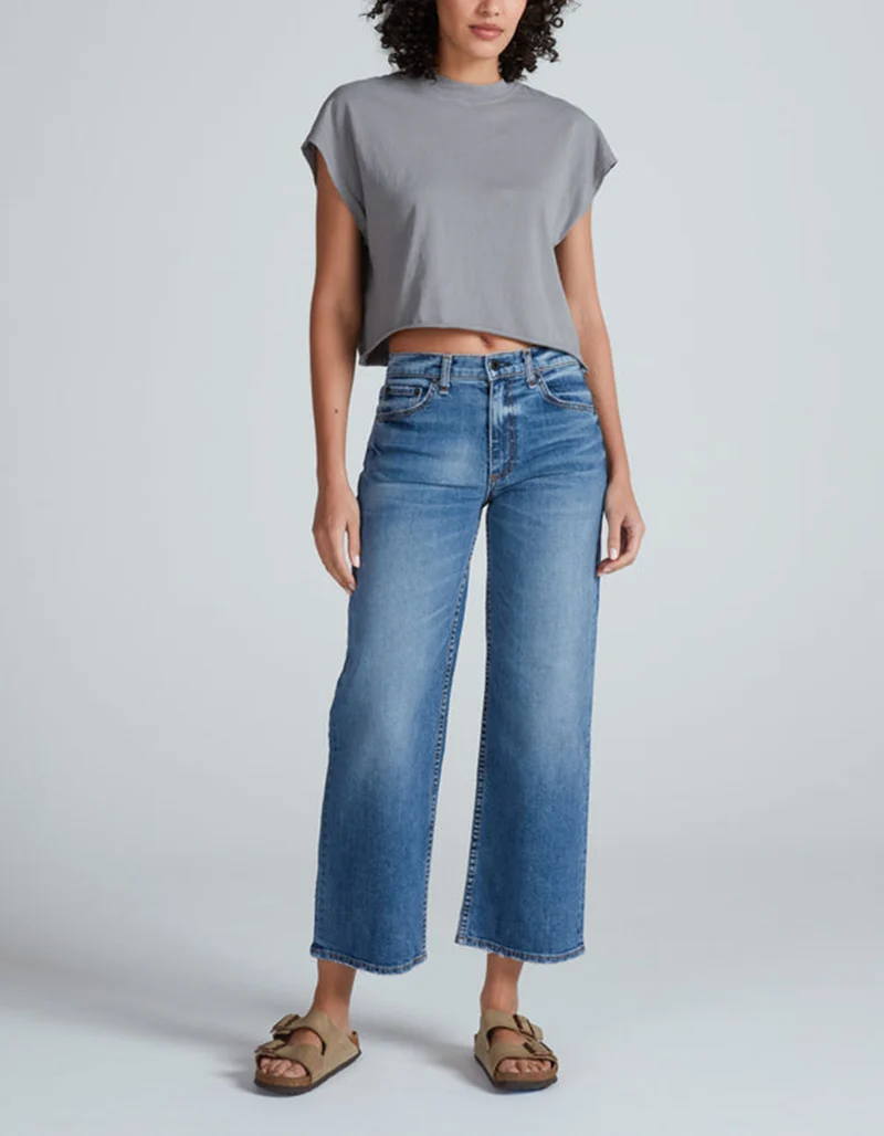 Mid-Rise Crop Wide Leg Jeans